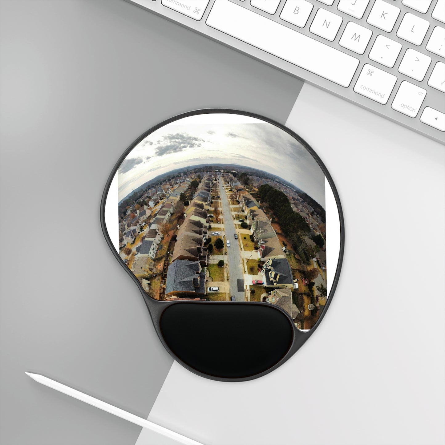Suburban Life - round -Mouse Pad With Wrist Rest