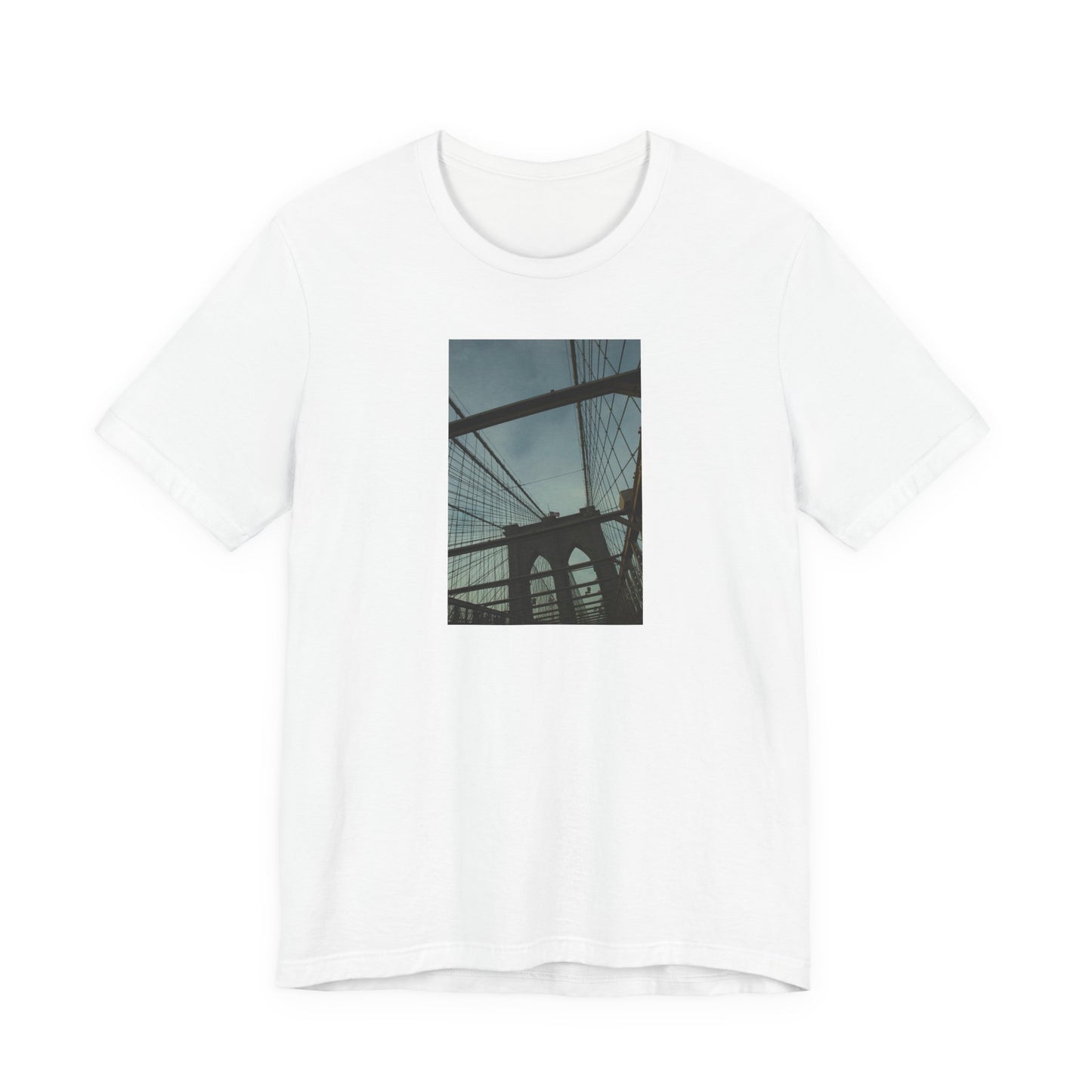Brooklyn Bridge Photo Tee — Vintage Urban Skyline T-Shirt